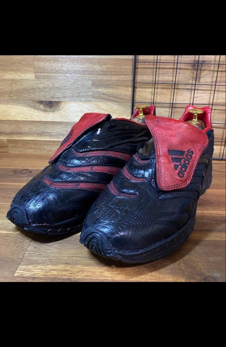 Adidas Predator Absolute Sneaker model US9 UK8 .5 Cleats mens Football
