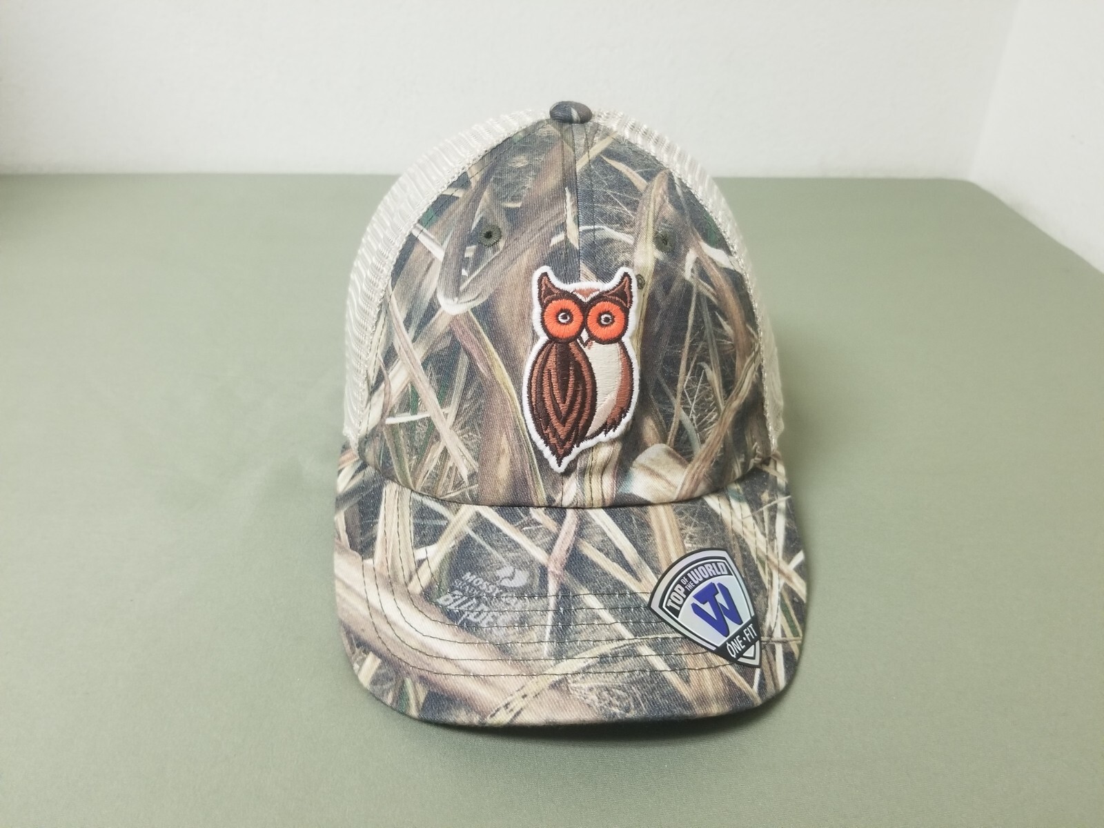 New Hooters Mesh One Size Baseball Cap.   Retail 27.99