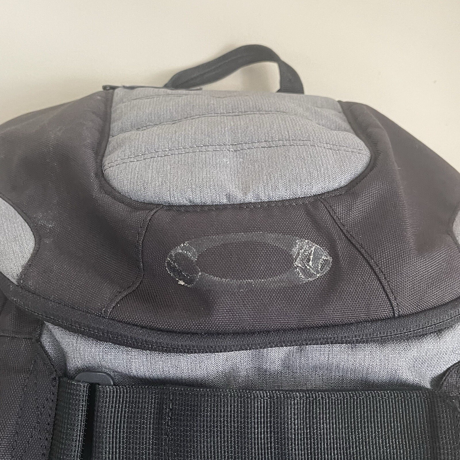 OAKLEY - Enduro 2.0 30L Backpack 17" Laptop - School College Backpack