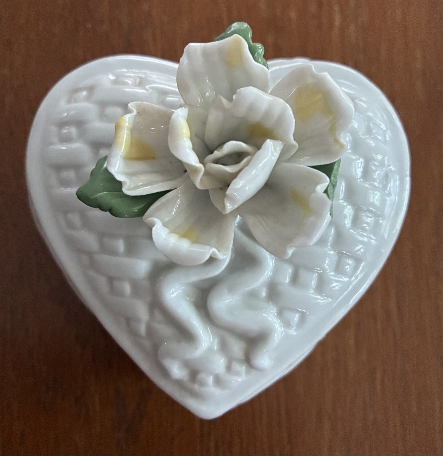 Porcelain Heart Shaped Trinket Box, Molded Basketweave Pattern & Sculpted Rose