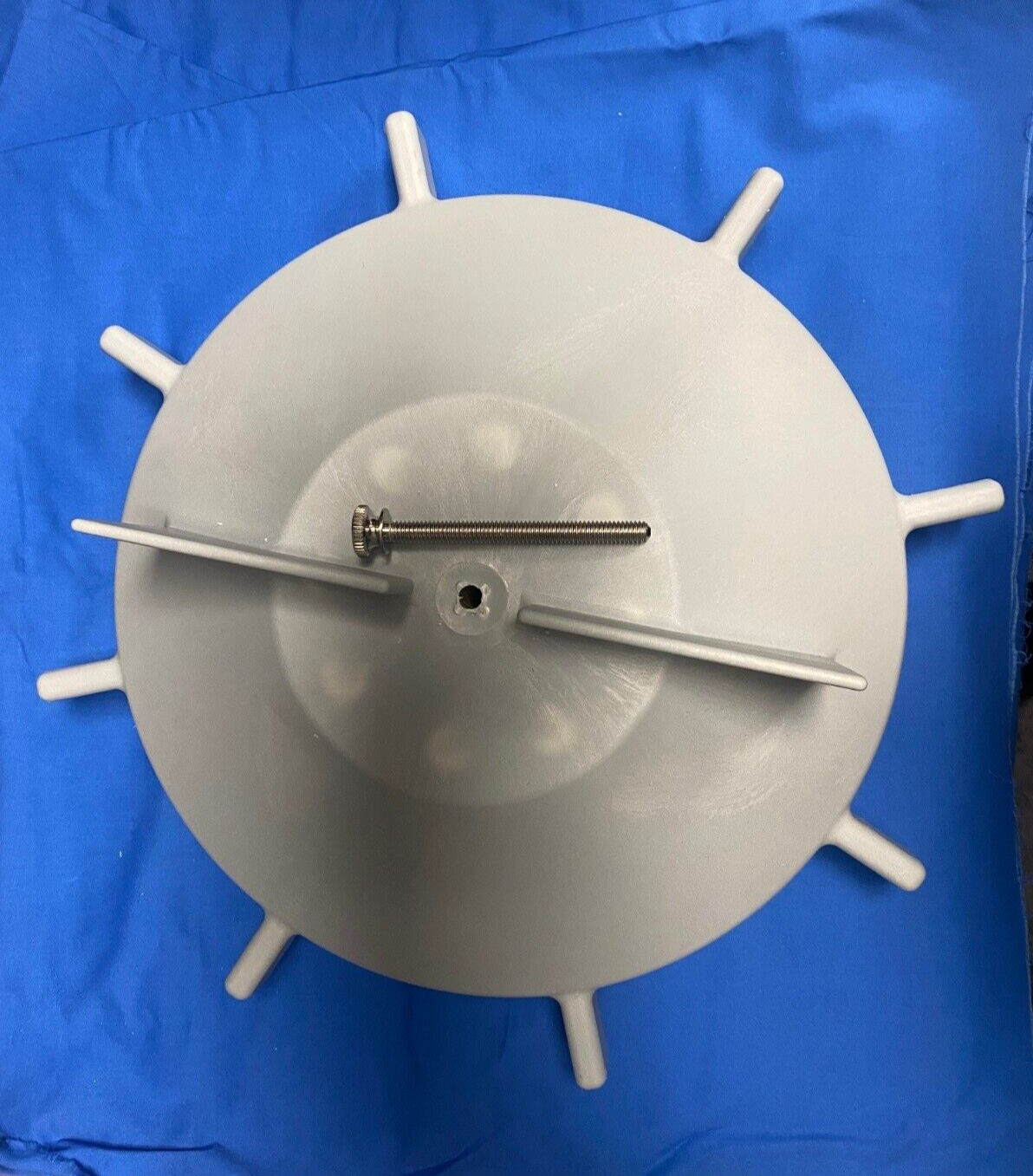 NEW Follett PD502821 Dispenser Wheel With Stud