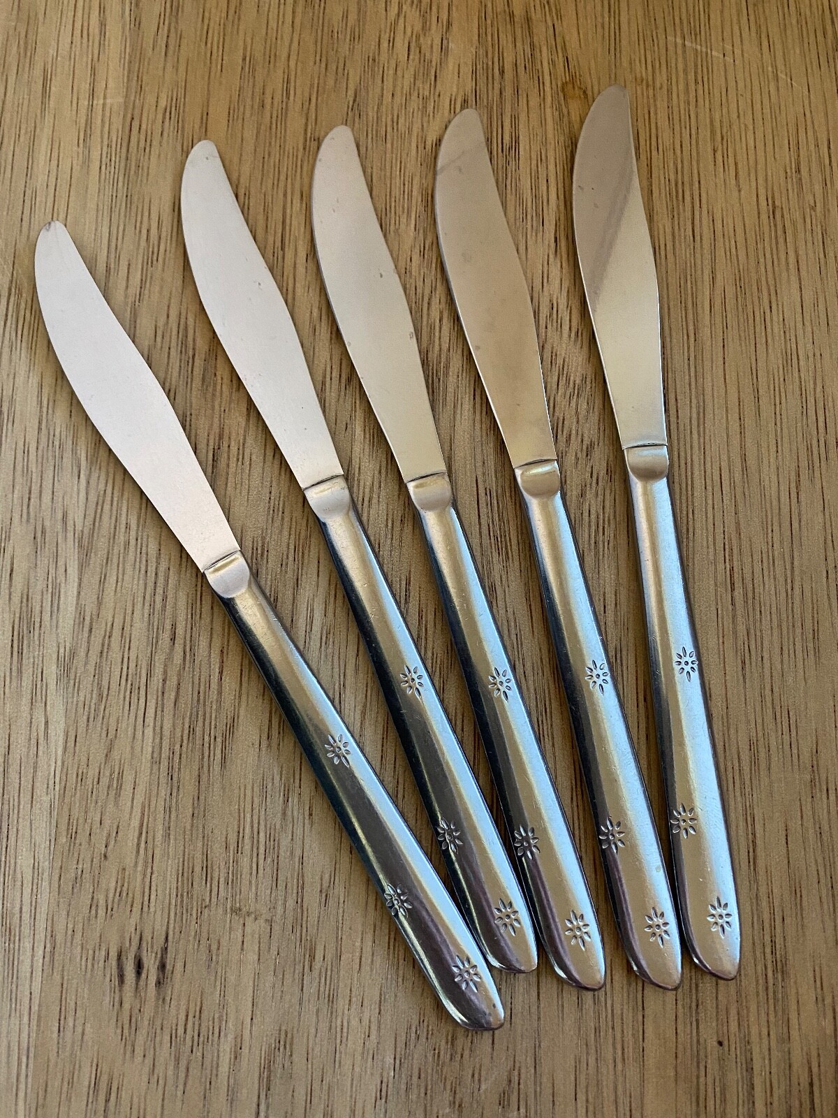 Lot of 5 MCM Mid Century Starburst Flatware Butter Knives Stainless Steel