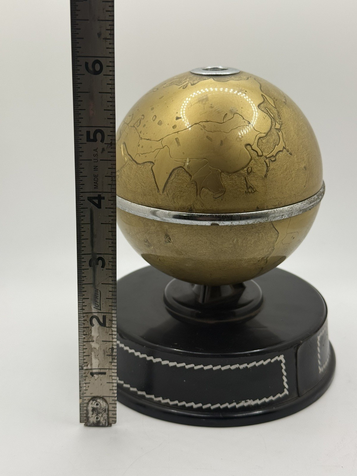 Vintage 6” Battery Powered Globe Pencil Sharpener Works Read Description