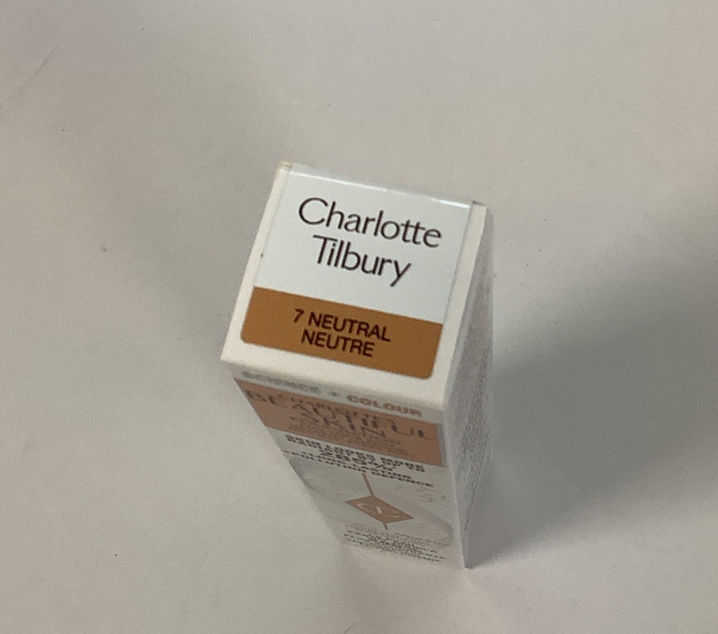 Charlotte Tilbury ~ Charlottes Beautiful Skin FOUNDATION ~ # 7 NEUTRAL ~30 ml