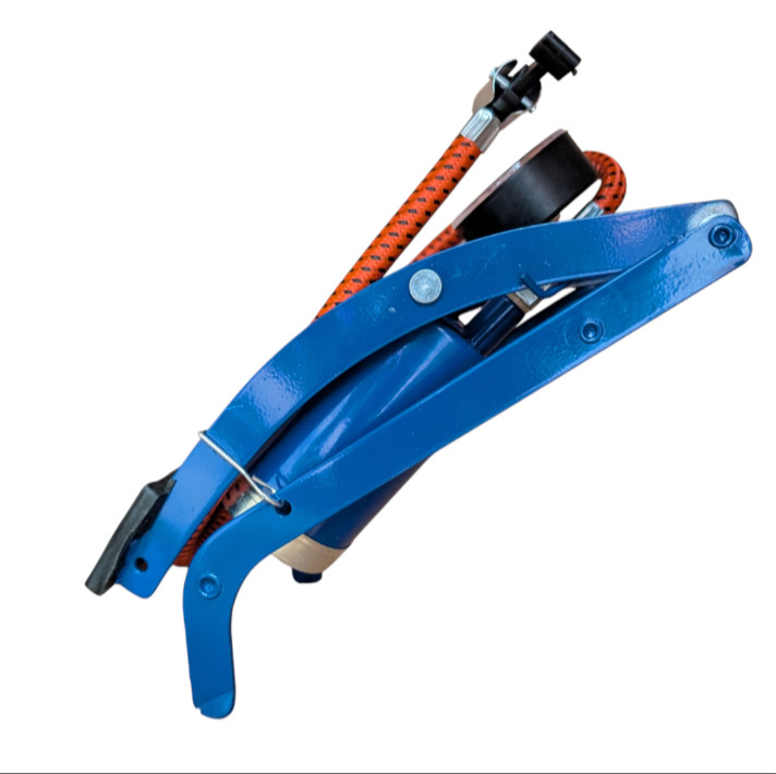 Double barrel foot pump