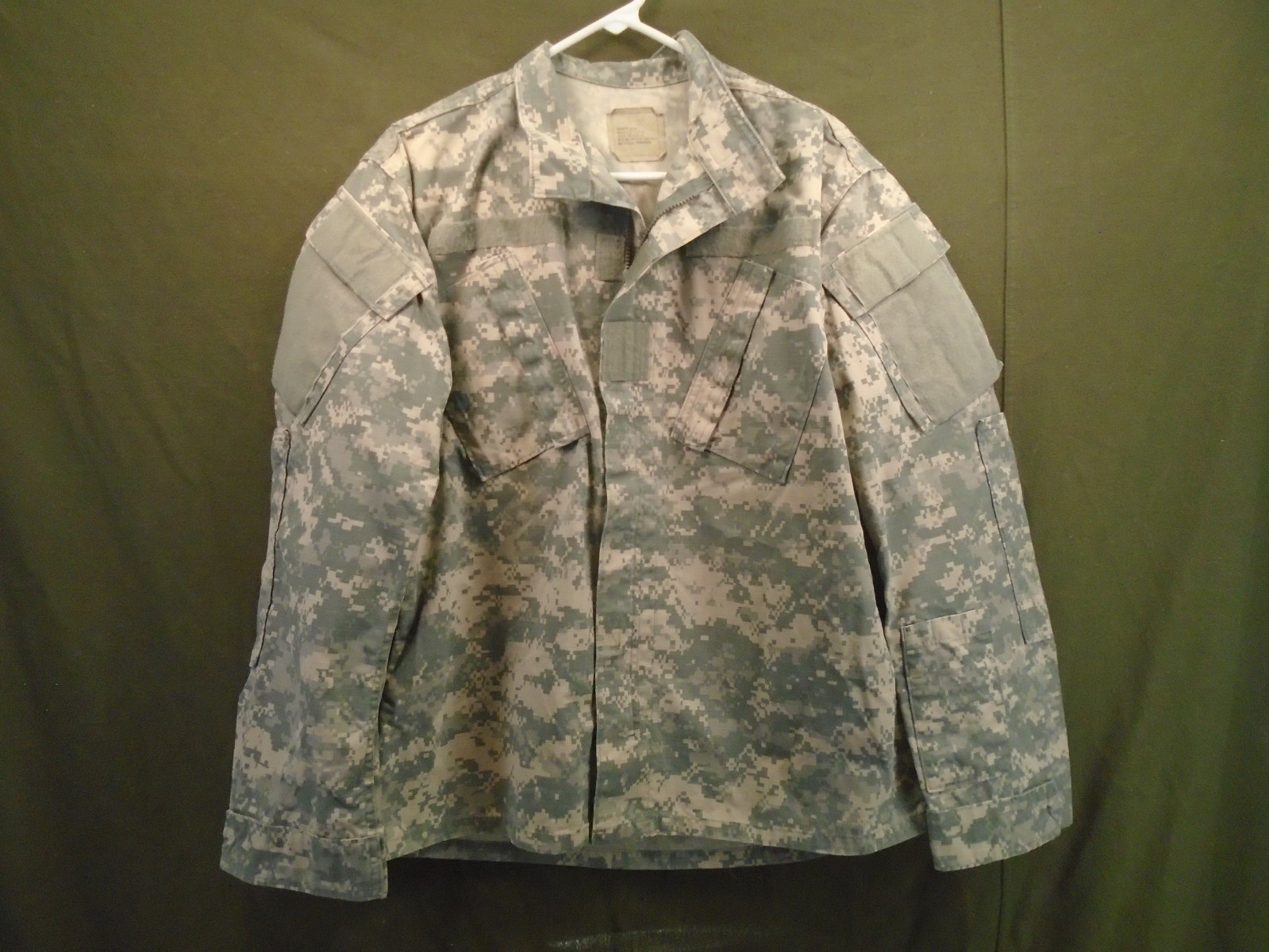 US Military Army Combat Uniform ACU Coat Shirt Size Small Regular 2012 293-B