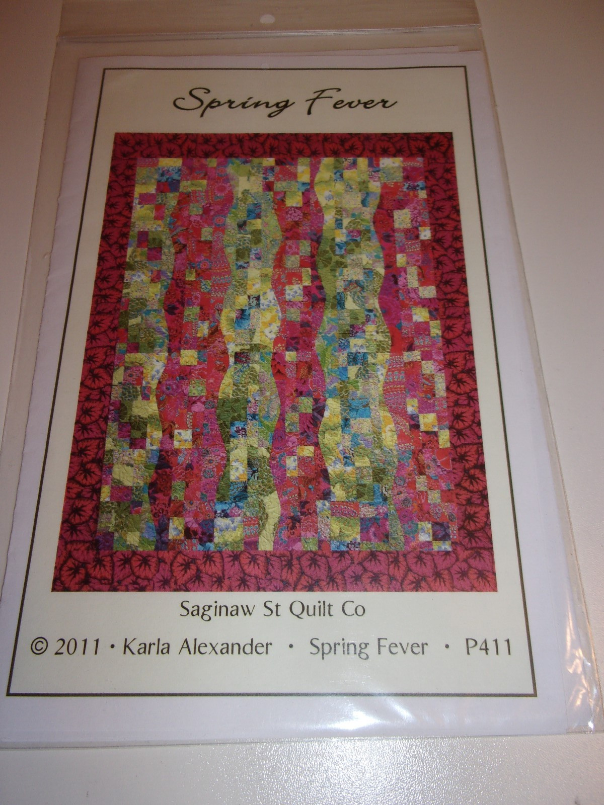 SAGINAW ST QUILT CO. "SPRING FEVER" QUILT PATTERN