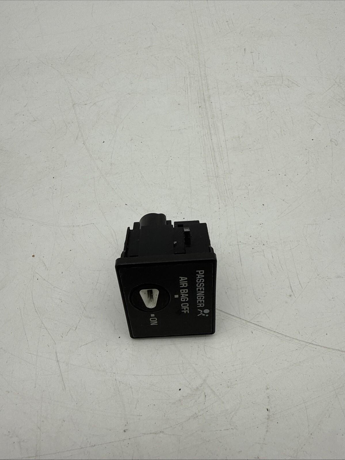 1997 - 2004 CORVETTE C5 PASSENGER AIR BAG SWITCH OEM
