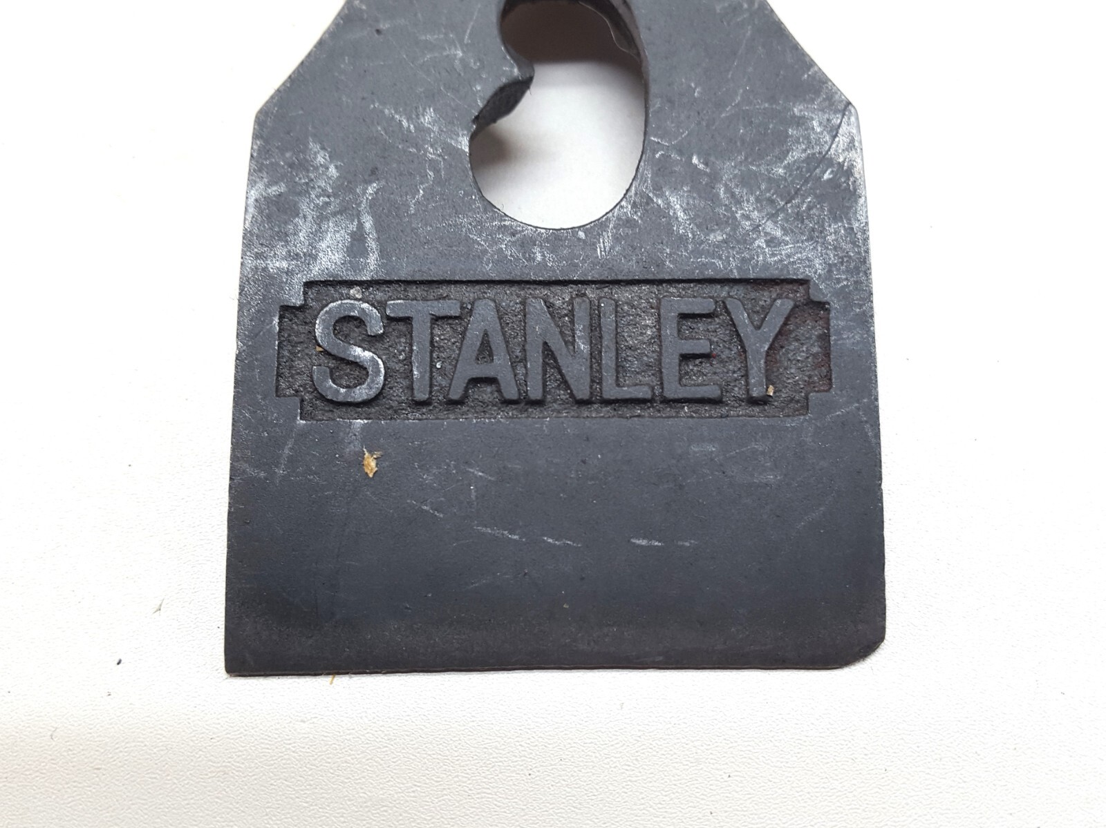2876 Stanley Bailey No. 4 & 5; Lever Cap, Post 1933, Small Nick
