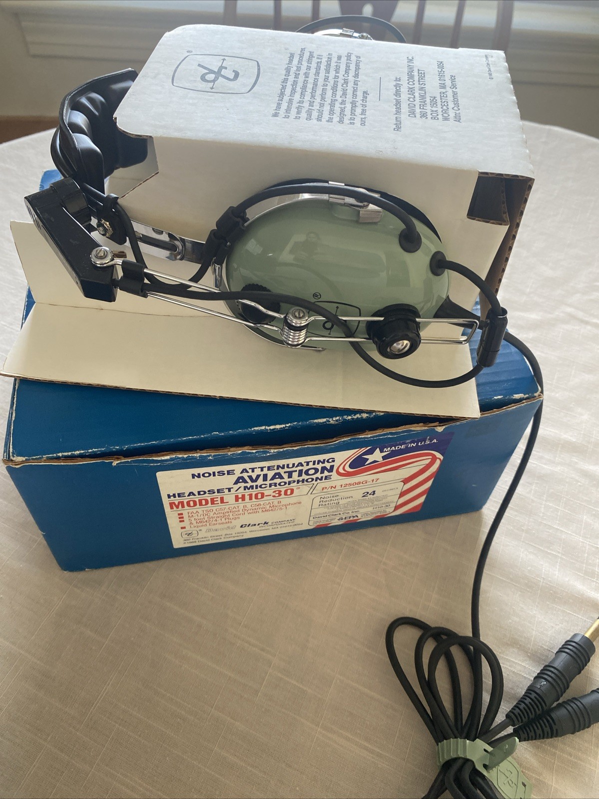 David Clark Military Aviation H10-76 Headset With DC-87 Microphone Look new