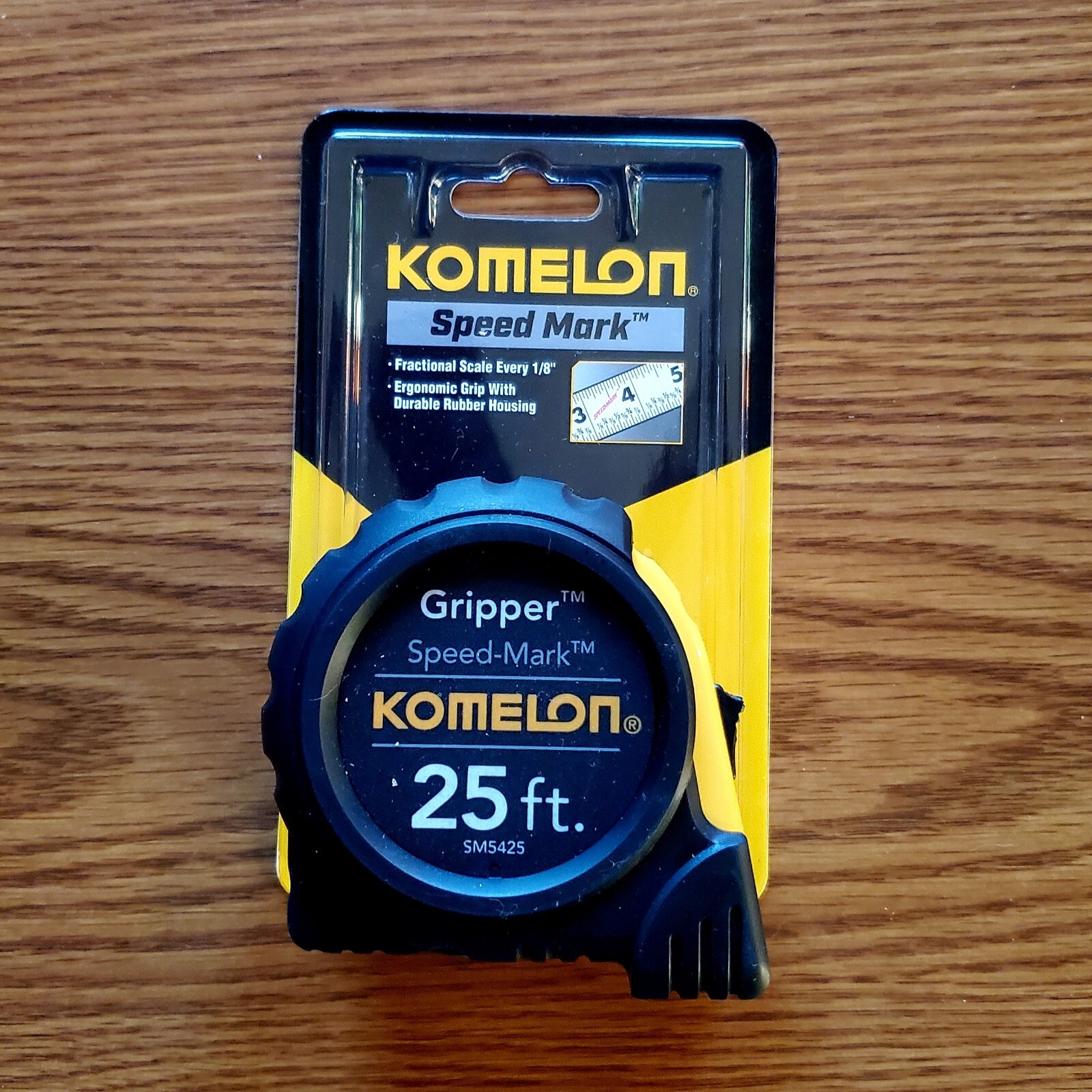 Komelon SM5425 Speed Mark Gripper 25' Measuring Tape 1" Acrylic Coat Steel Blade