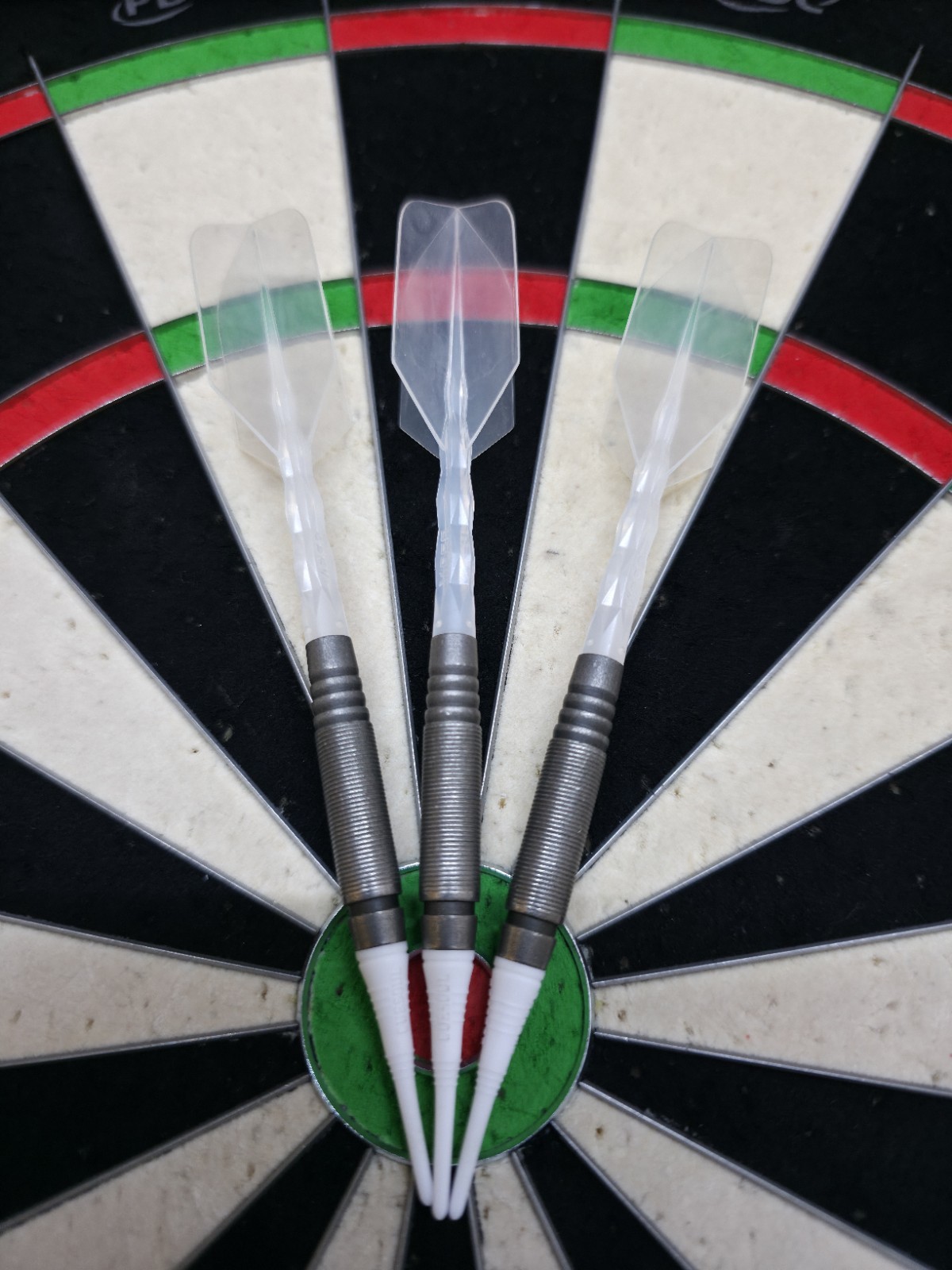 Bottelsen Devastators Black Steel Edge Grip 16g Soft-tip Darts