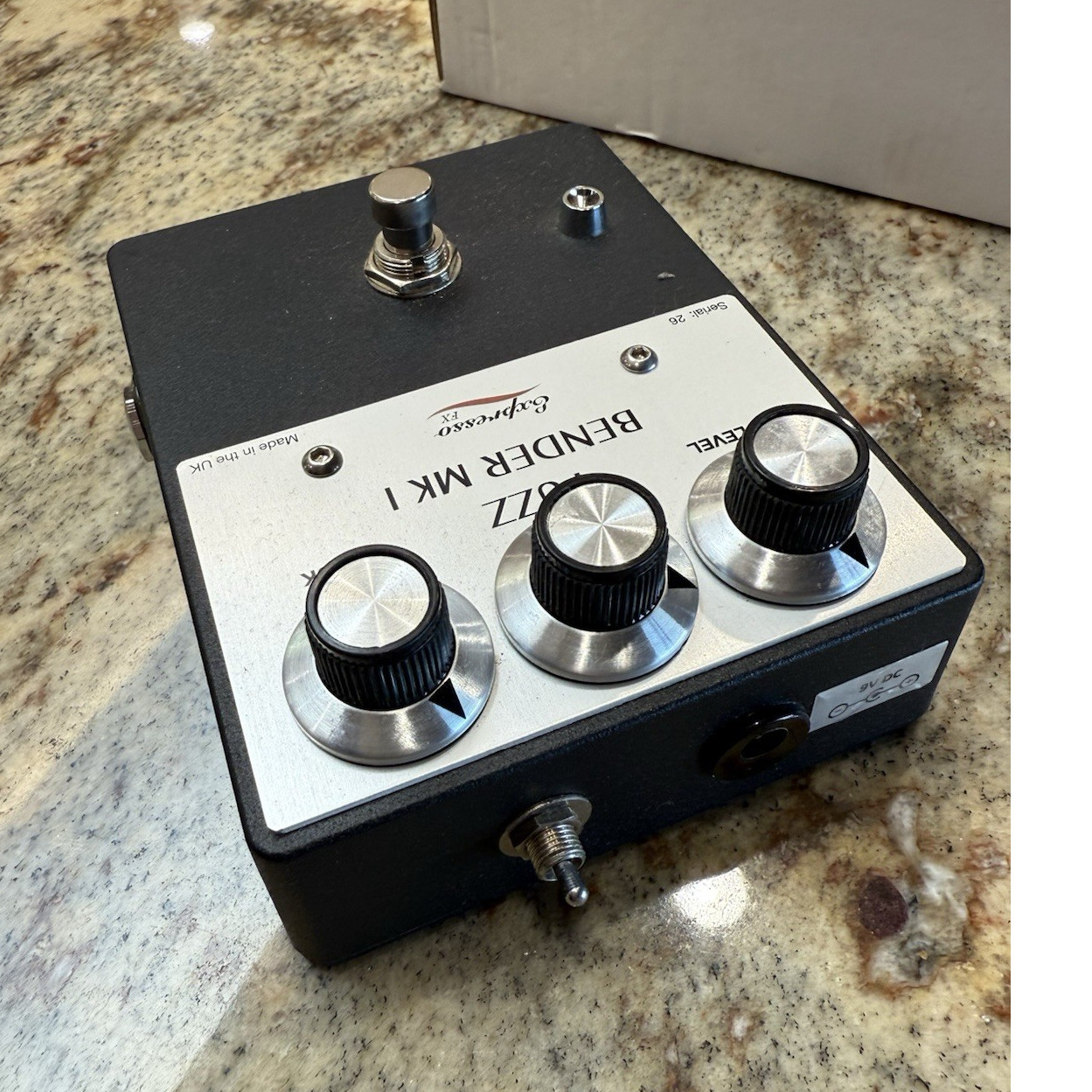 Expresso FX Fuzz Bender MK I Analog Fuzz Pedal for Electric Guitar OC42 AC128