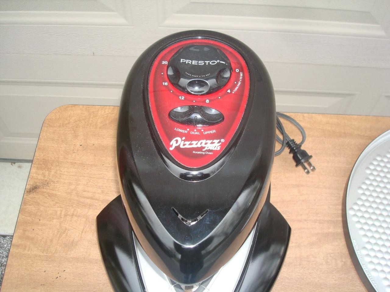 Presto Pizzazz Plus Rotating Pizza Oven 0343003 Dual Element Black Tested - Nice