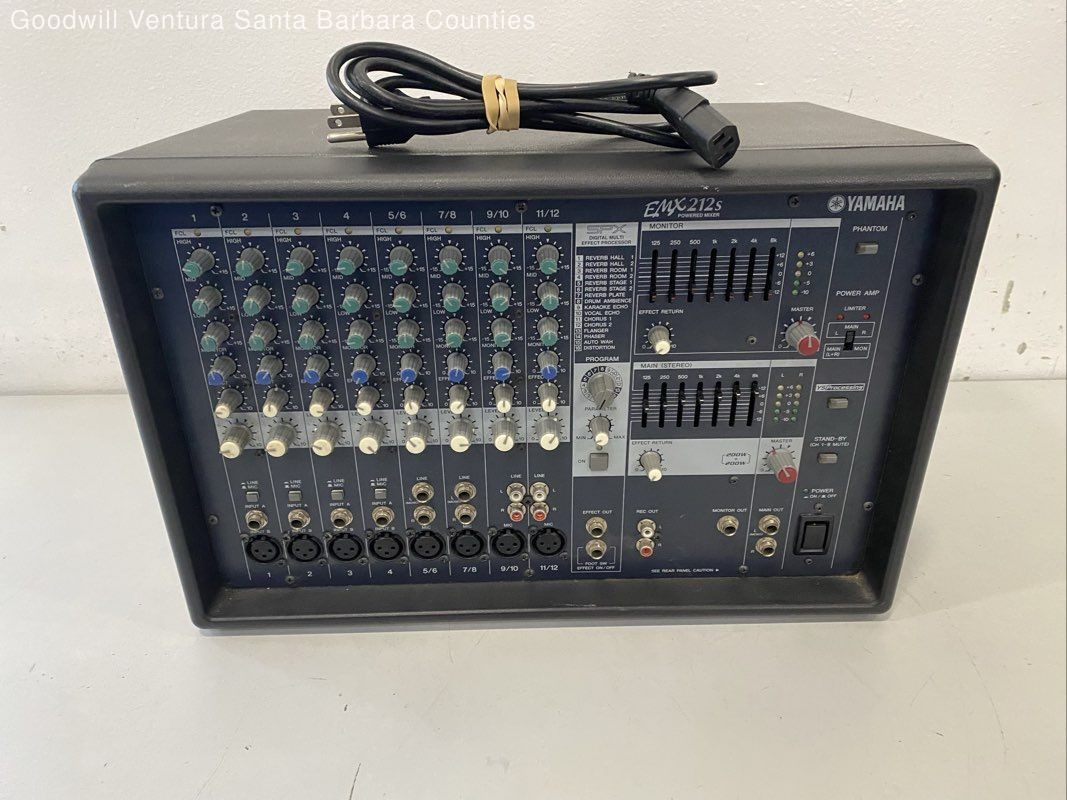 Yamaha EMX212s Powered Mixer - Parts or Repair