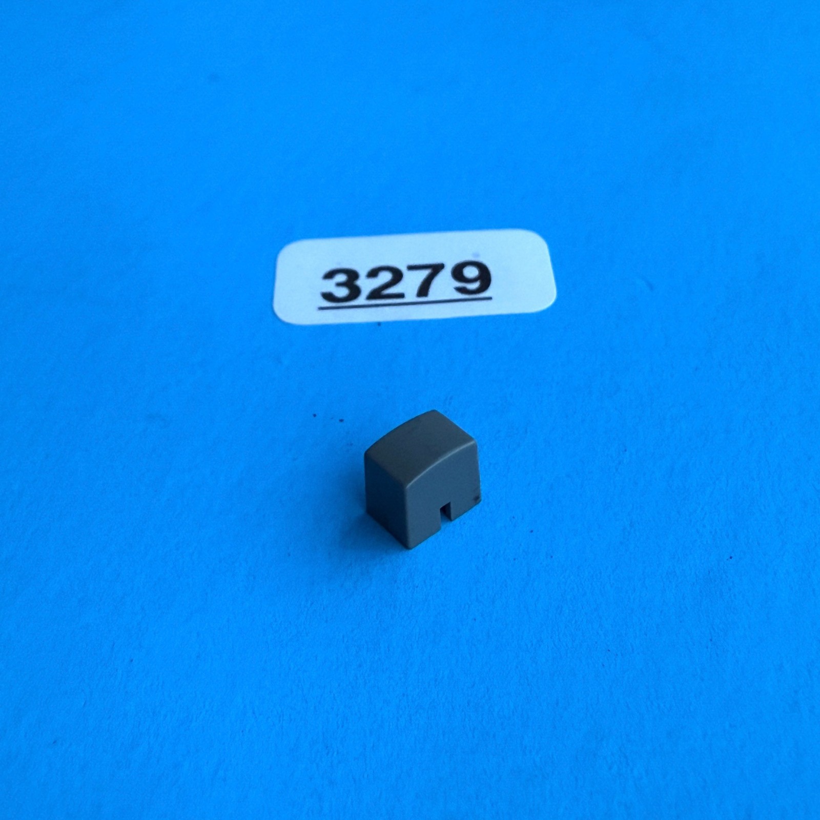 [FRS] YAMAHA EMX620 Powered Mixer Used Part: PAD Button Cover Cap Gray [2PCS]