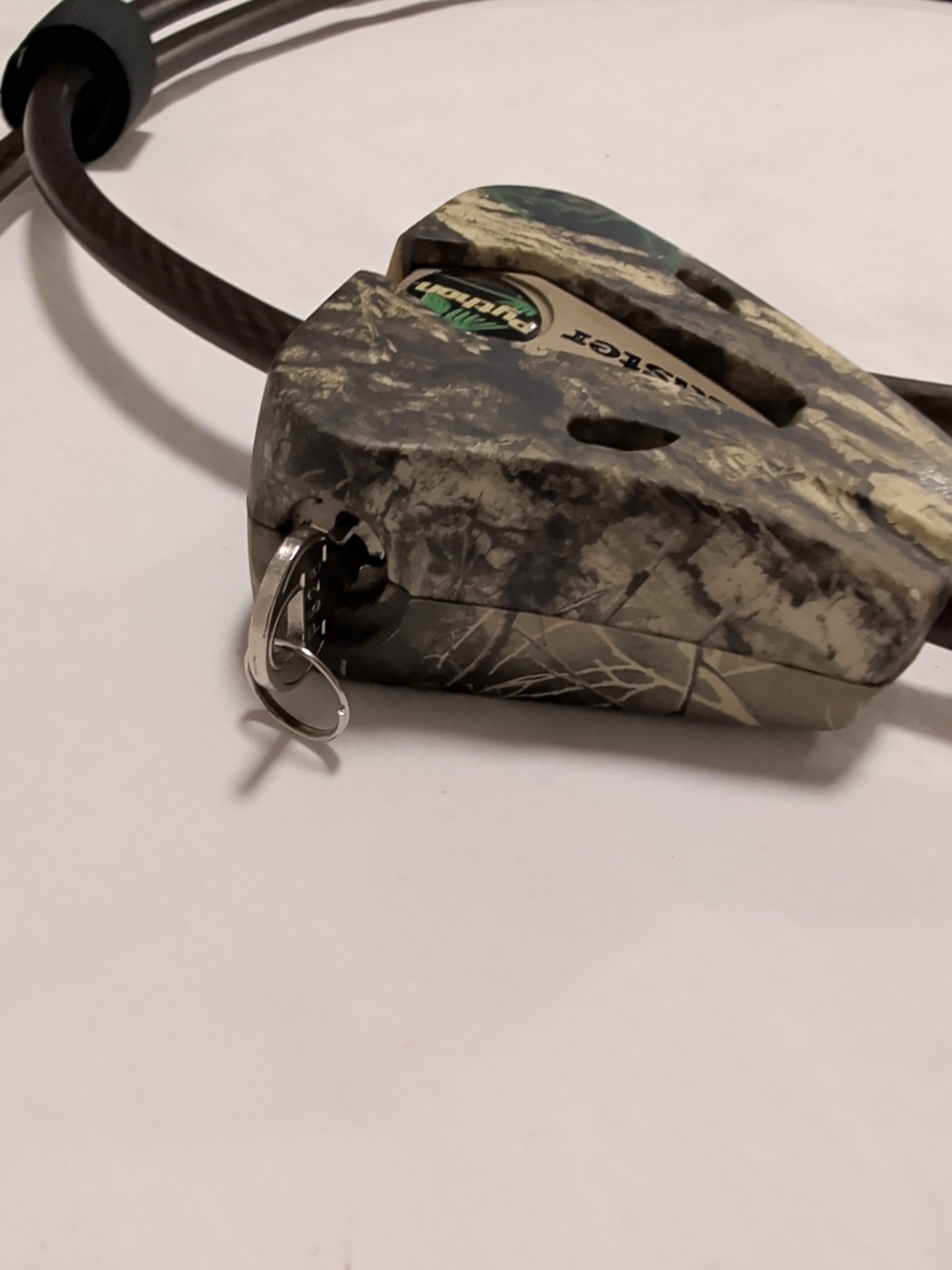 Master Lock Python Adjustable Locking Cable - Camo With Key
