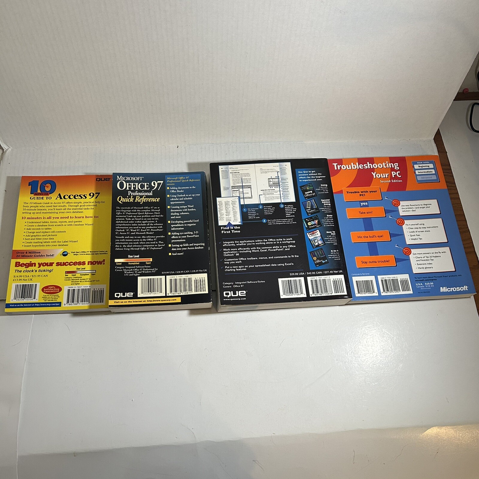 Vintage Microsoft Windows 97 Computer Book Lot of 4 Reference Access User Guides
