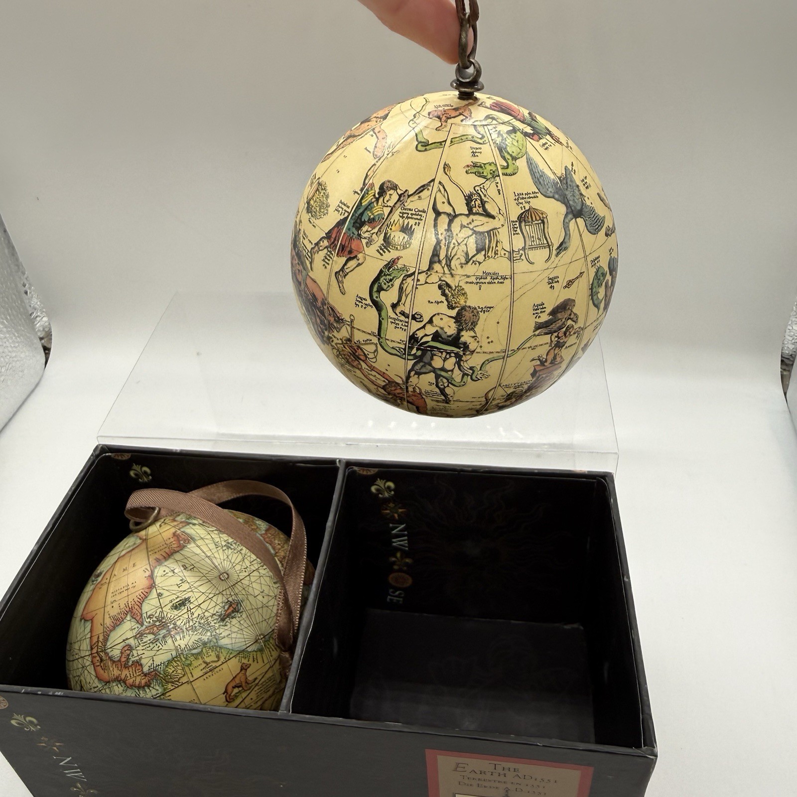 Authentic Models GL032 Earth & Heavens AD1551 Curiosities Maps Atlases Globes