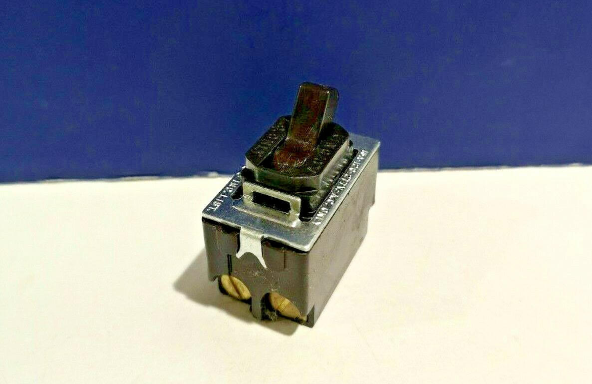 LEVITON Brown DESPARD Interchangeable Quiet 3-way TOGGLE SWITCH NEW 1791