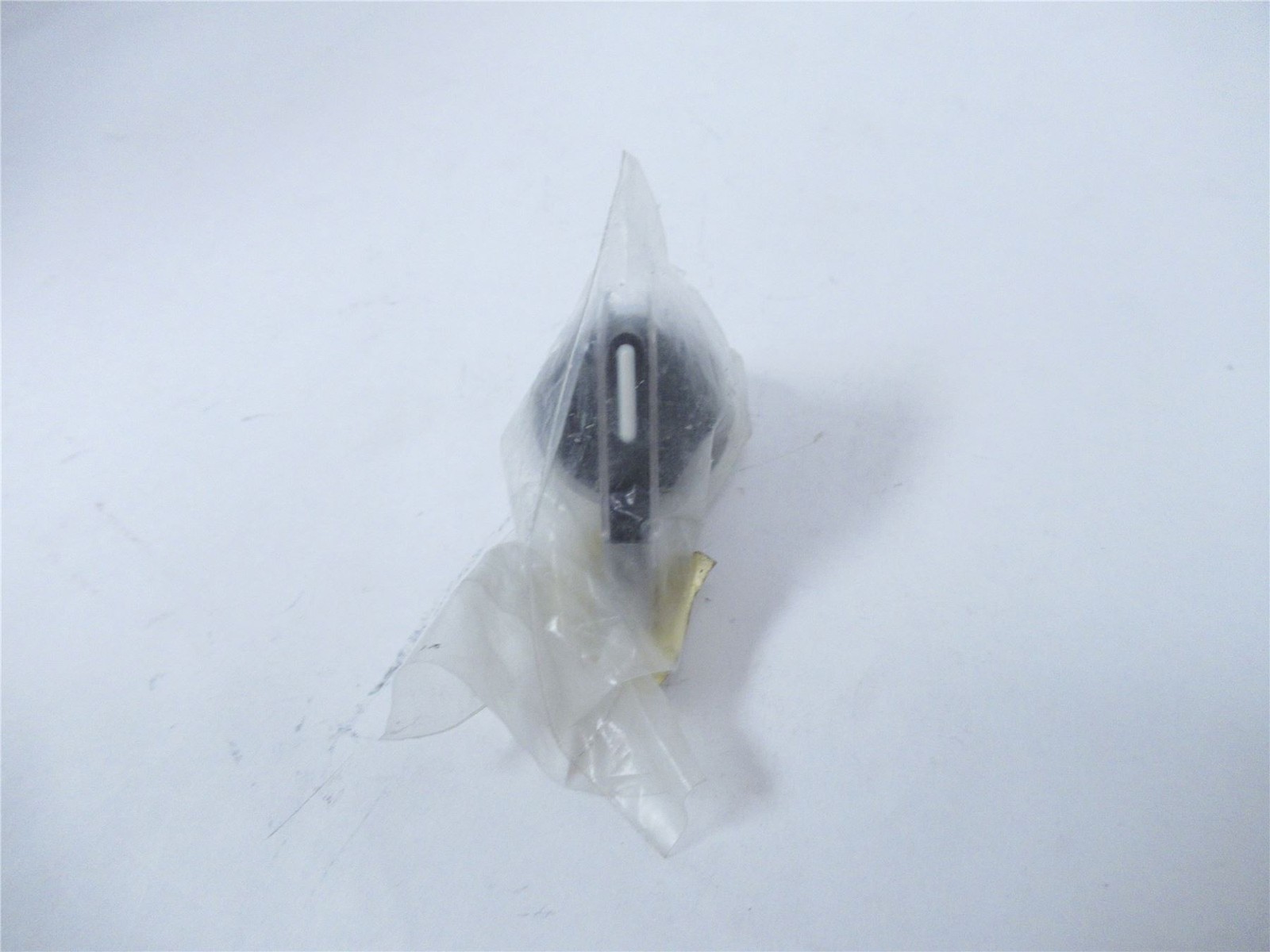 240364 New In Box; Telemecanique ZB2BJ294 Selector Switch Head - 2 Position