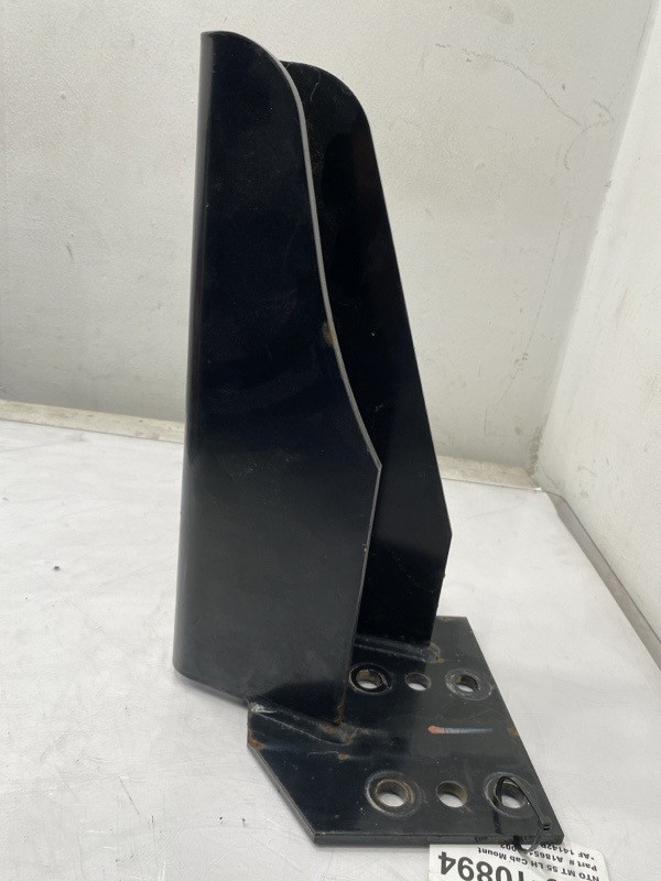Cab Mount A1865189002 for Freightliner MT55 (630-10894)