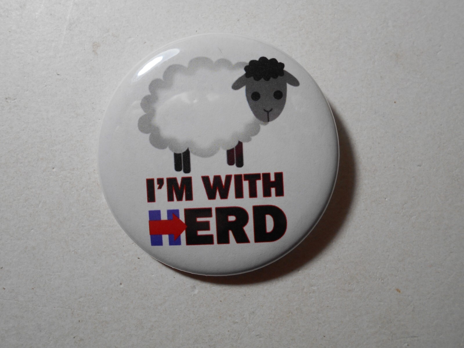 2-1/4" 2016 I'm With Herd - anti-Hillary Clinton
