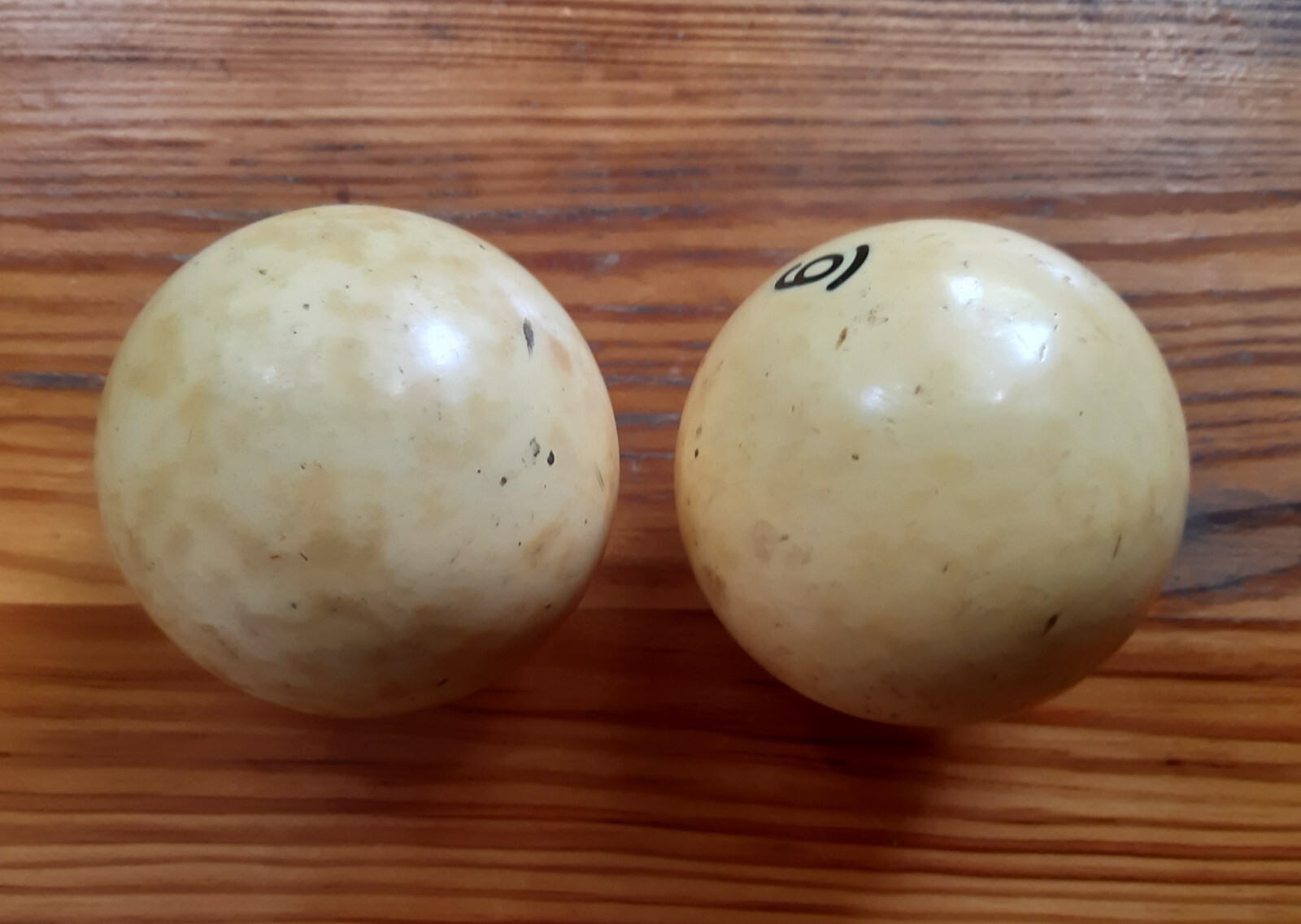 Billiard balls of the USSR. Vintage. Rare massive bullets of the 1970s