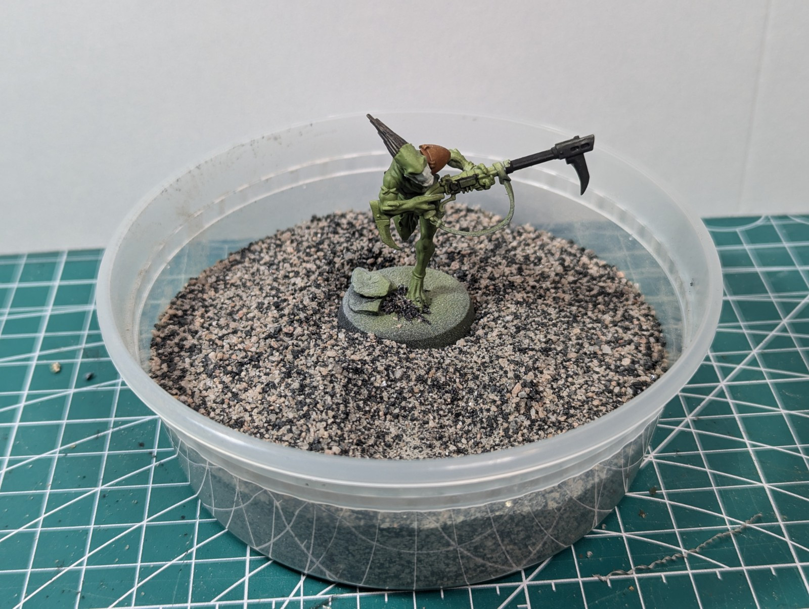 Medium Grit Miniature Basing Sand - 180ml Container - Perfect For Warhammer 40k
