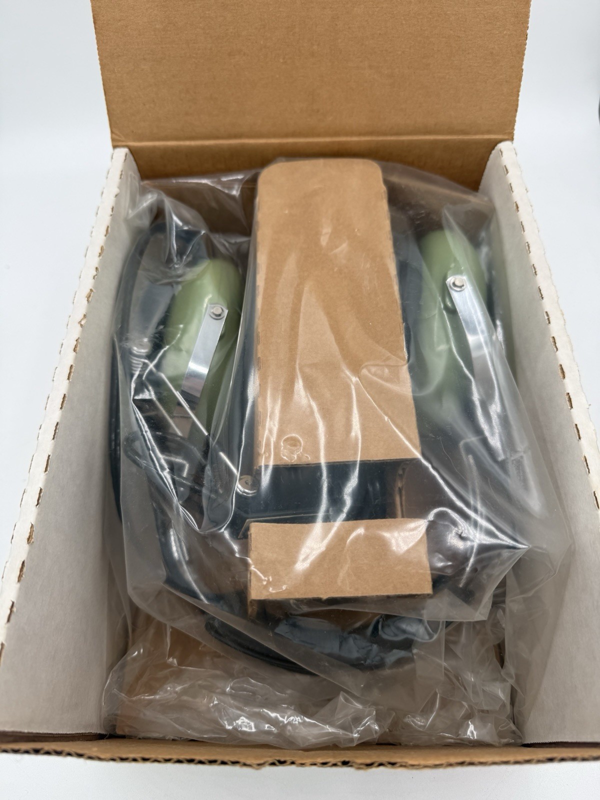 David Clark H10-30 General Aviation Helicopter Headset With Microphone Open Box