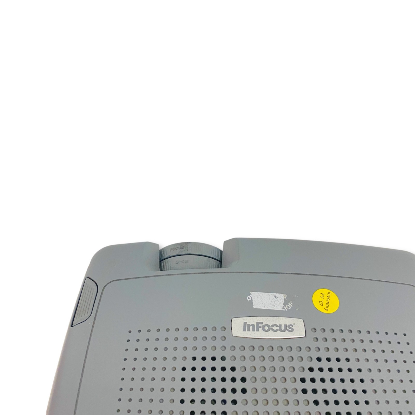 InFocus LP640 XGA Conference Room LCD Projector, Tested