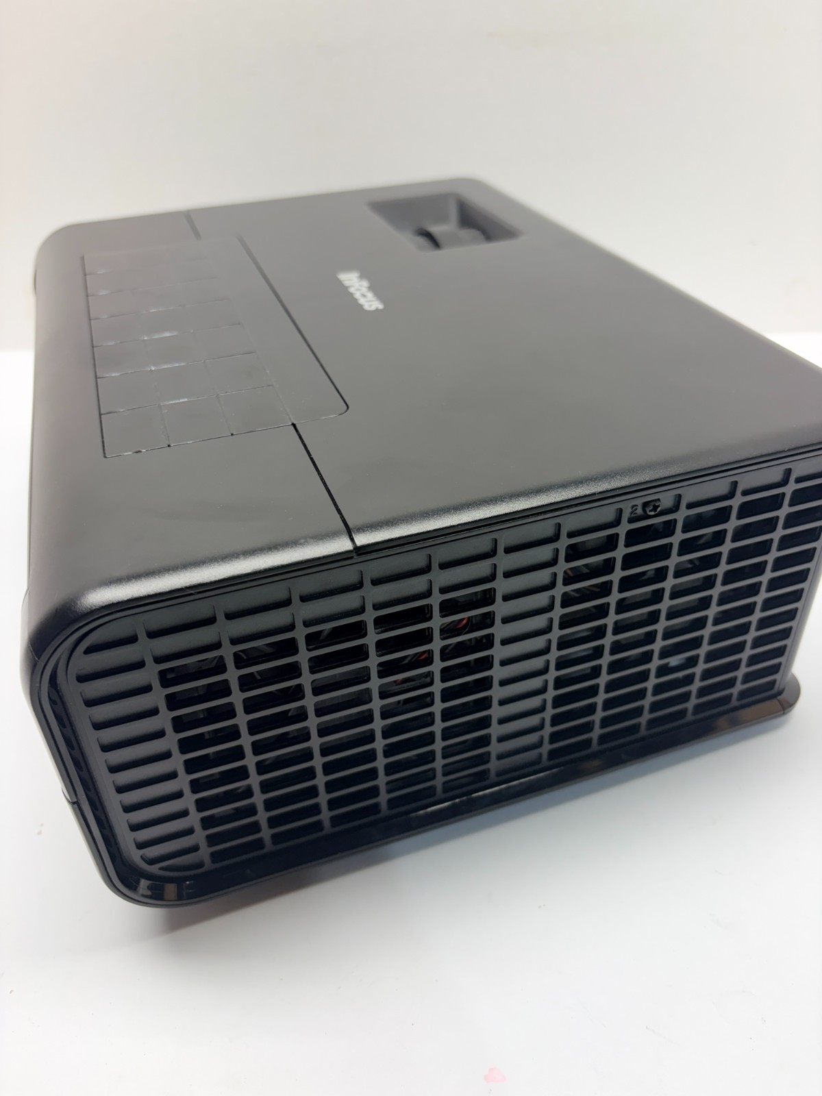 Infocus DPL Projector 3000 Lummus works Great