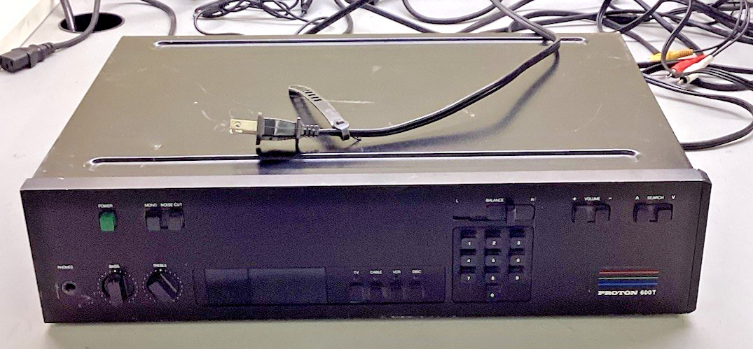 PROTON VIDEO TUNER AMPLIFIER MODEL 600T
