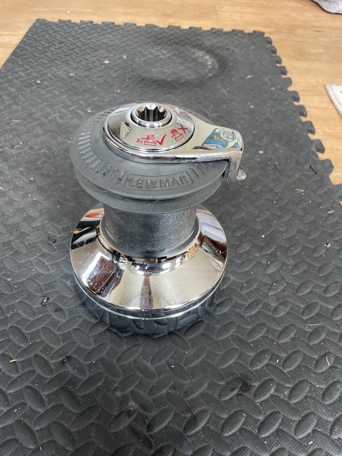 Lewmar 48CST winch