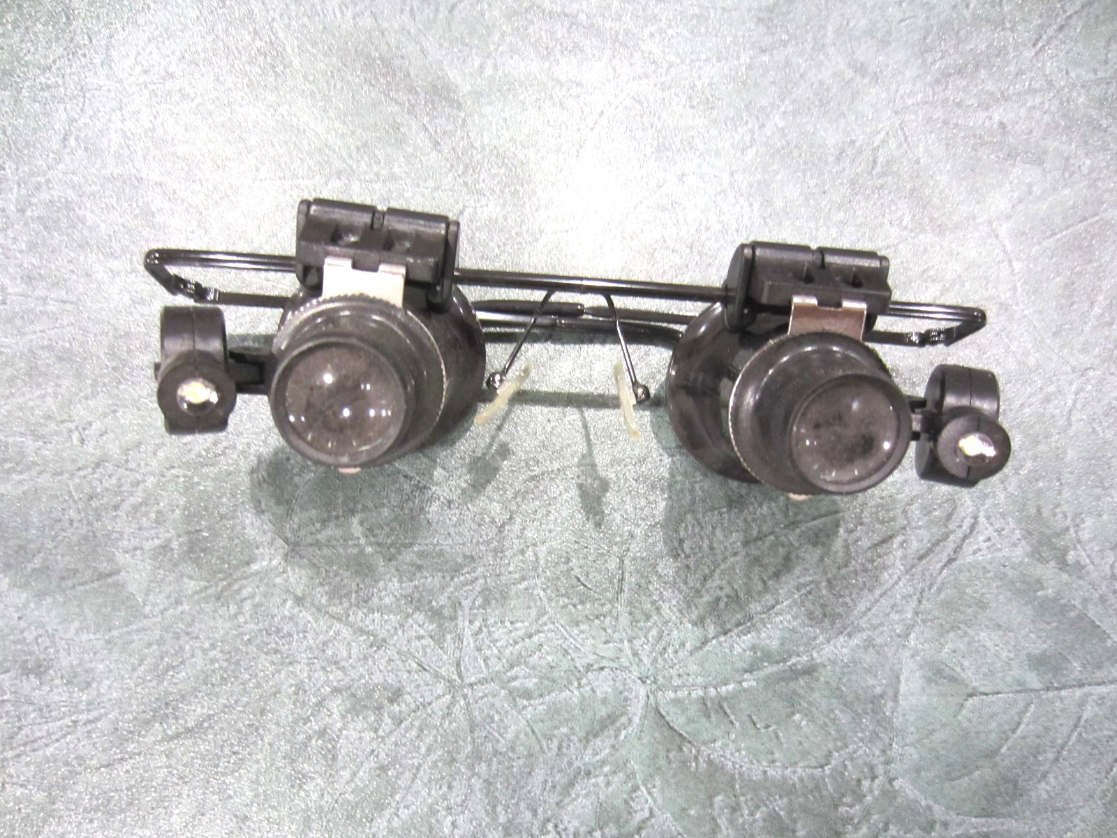 2024 20X Magnification Glasses Type Watch Repair Magnifier  light needs battery'
