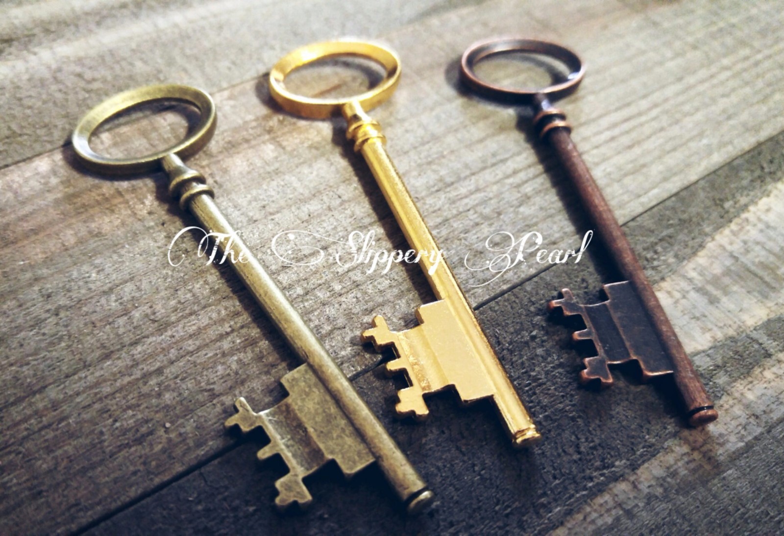 3 Skeleton Key Lot Skeleton Key Pendants Antiqued Copper Bronze Assorted Keys 3"