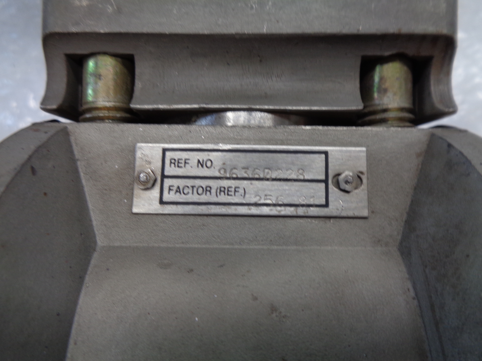 FOXBORO 83W-D02S2SFTJF-H FLOWMETER (AS PICTURED) UNMP