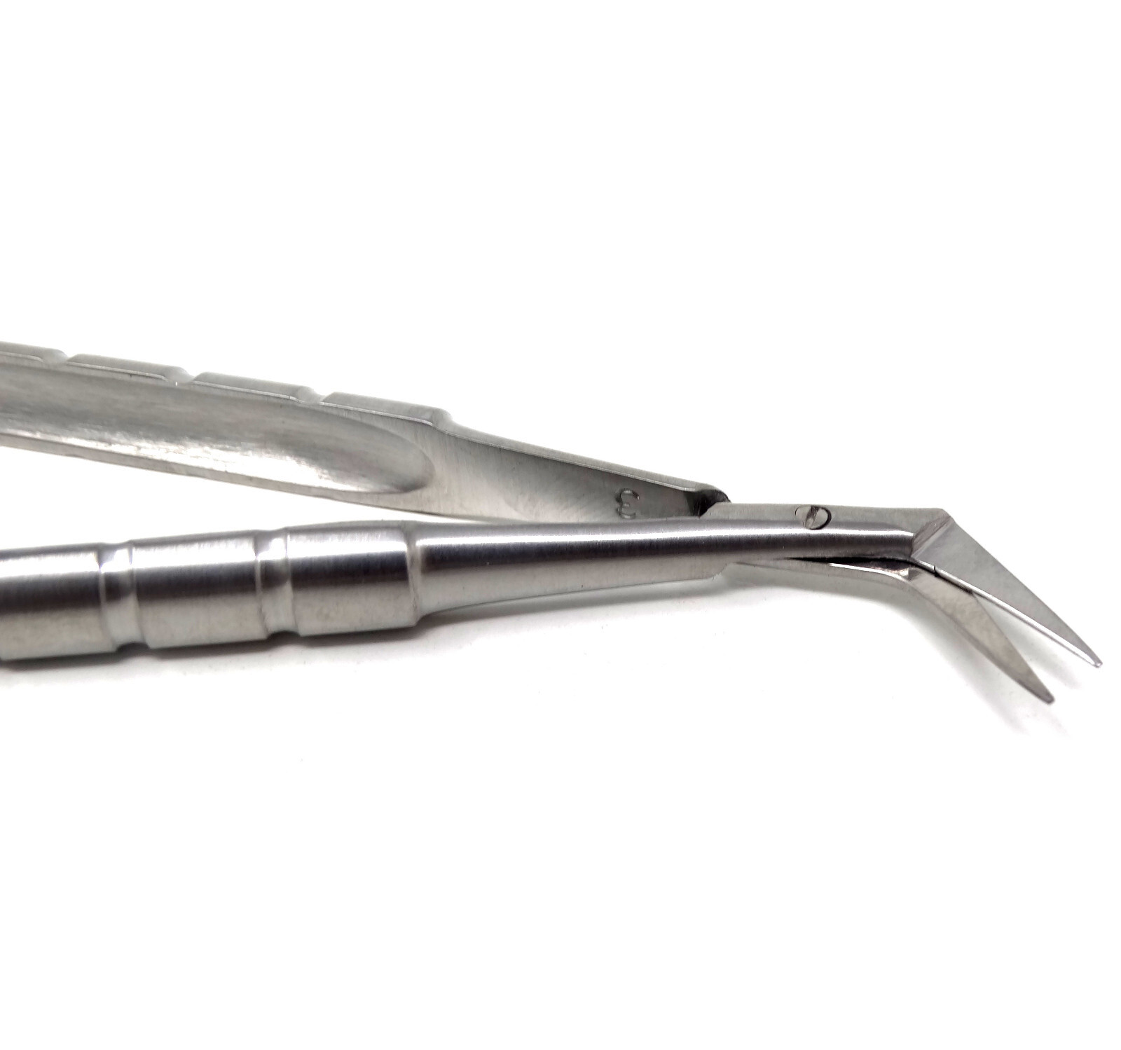 CASTROVIEJO MICRO SURGERY ANGULAR SCISSORS 5.5" SHARP/SHARP BLADES