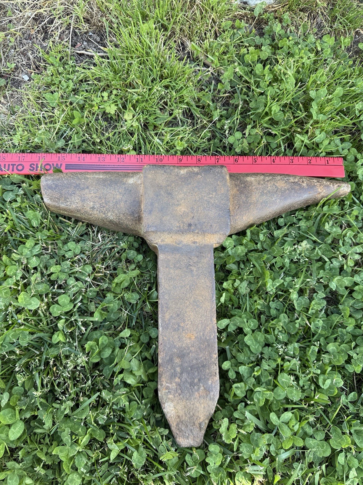 ANTIQUE TOOL PRIMITIVE STAKE STUMP  ANVIL BLACKSMITH FORGE 39 Lb 15"
