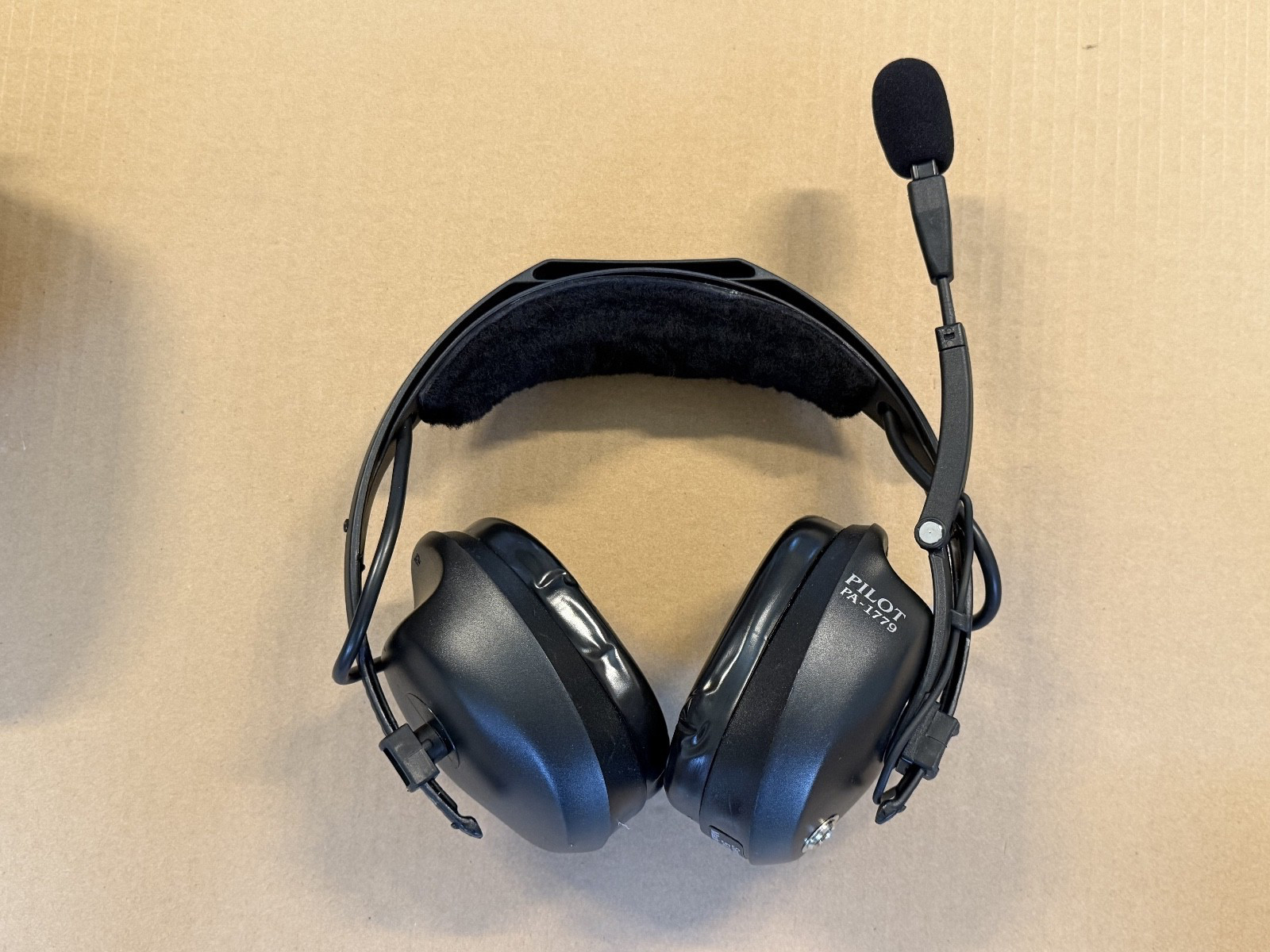PA-1779T ANR Headset Independence Series "OUR BEST" - W/110V Charger