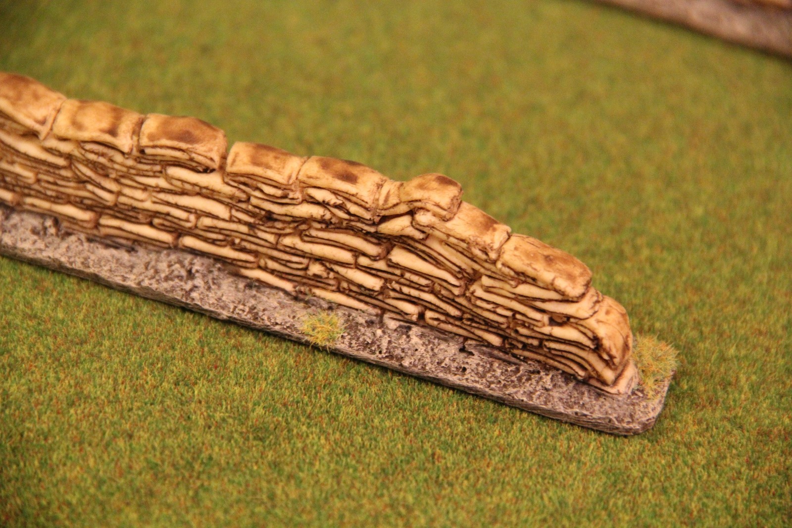 War games scenery modular sand bag walls x2, resin cast warhammer style.