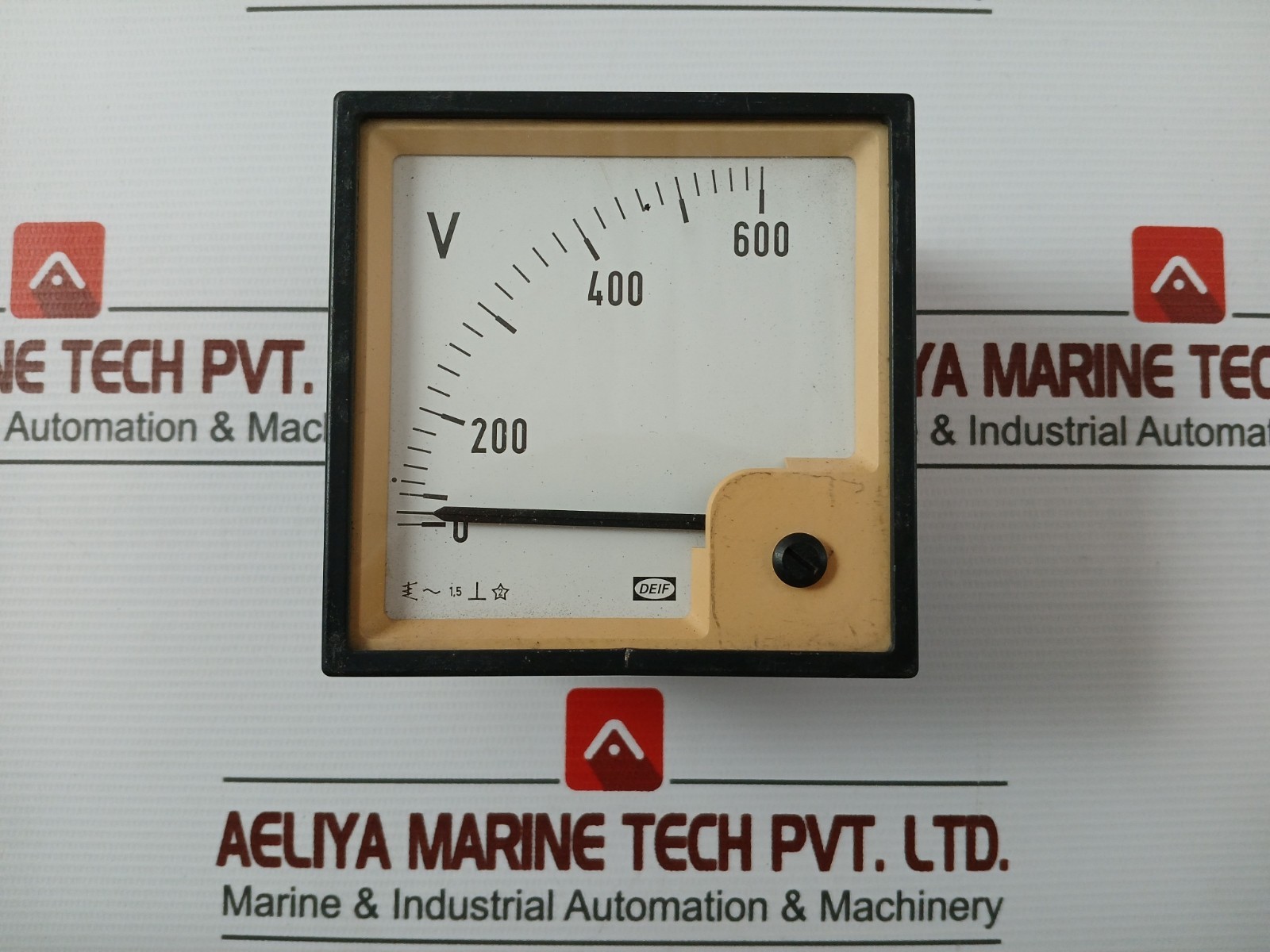 DEIF EQ96-X Analogue Voltmeter 600V