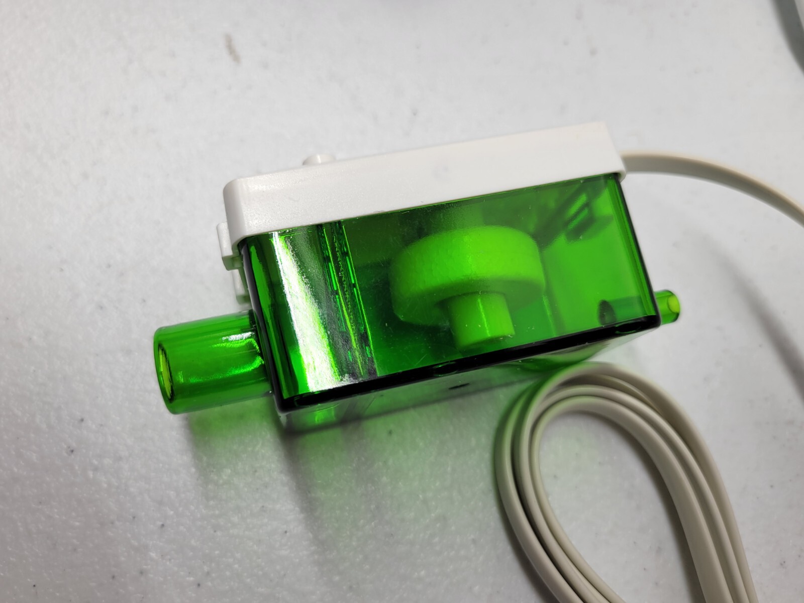 CONDENSATE PUMP MINI COMPACT DESIGN MODEL PC 40B LOW 3 WATTS FLOW RATE 10.5GPH