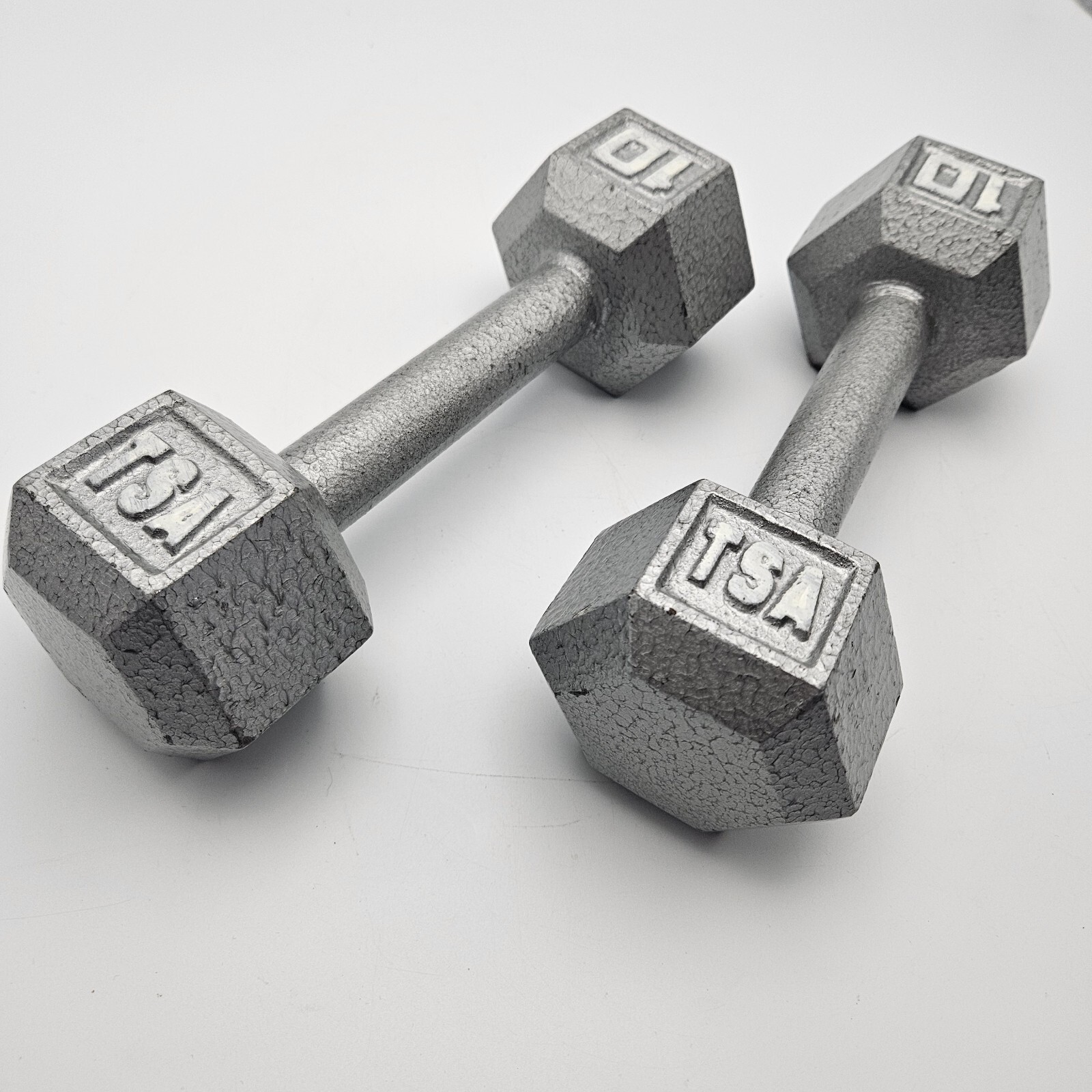 TSA 10 lb Cast Iron Hex Dumbbell - Durable Non-Roll Design for Strength Training