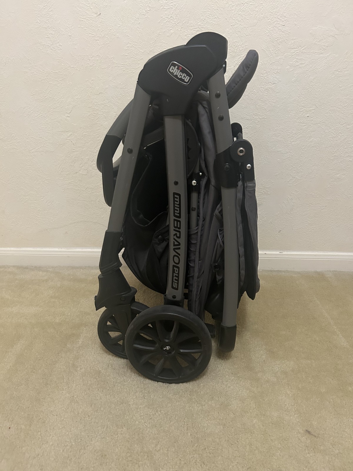 Chicco Mini Bravo Plus Lightweight Quick Fold Stroller For Pick Up Houston Texas