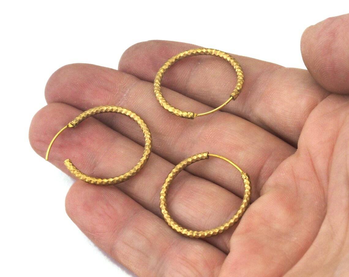 1 pair Textured Hoop Earring , Earring Clip Raw brass 25mm 2452