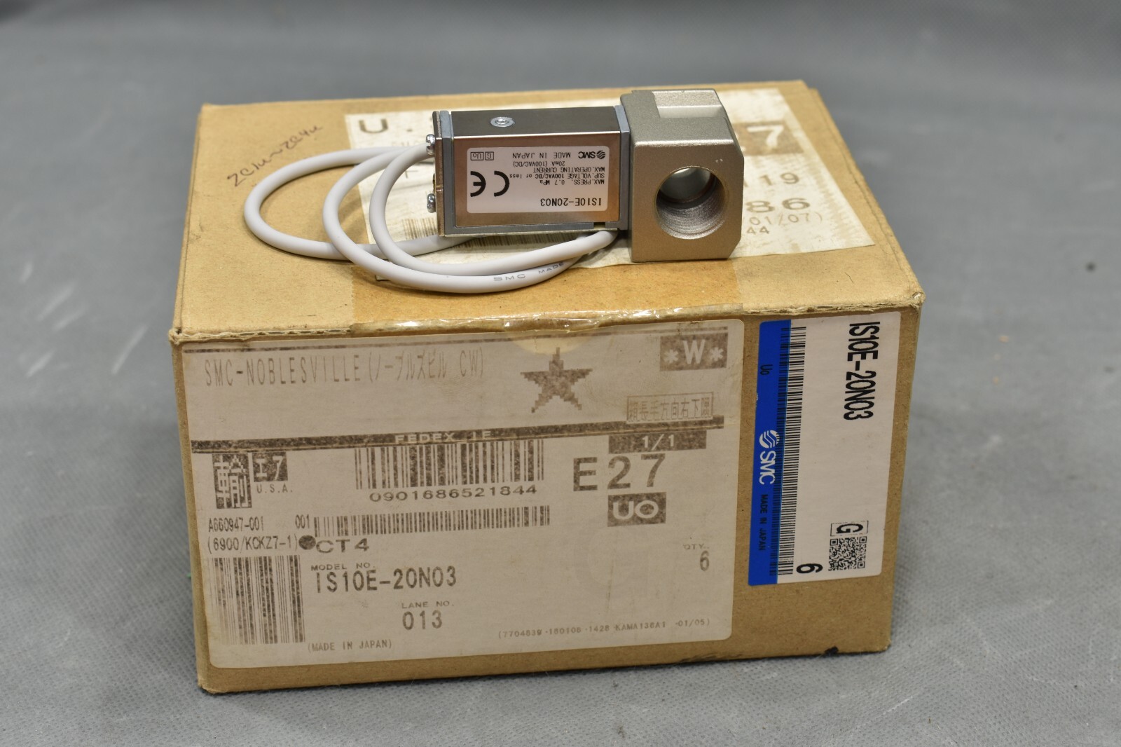 SMC IS10E-20N03, Pressure Switch with Piping Adapter, Max Press 0.7 MPa, 100 V