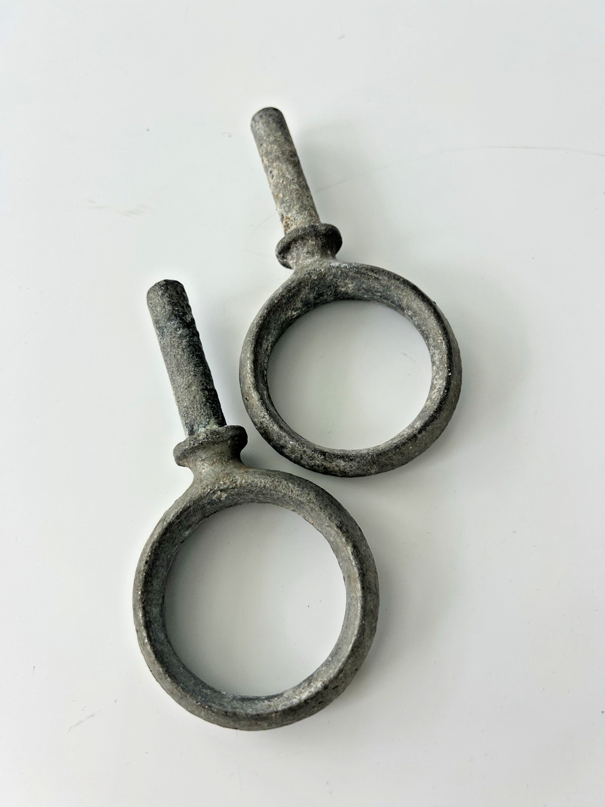 Pair of Straight Shank Galvanized Rowlocks Oar Locks with 2" opening
