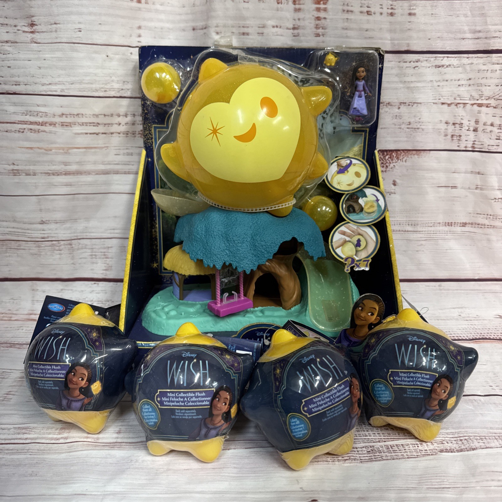 Disney Wish Magical Star Playset w/Asha of Rosas Mini Doll & 4 Mini Reveal Plush