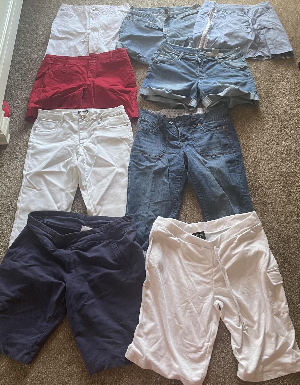 Mixed Clothes Lot of 9 Women’s Multicolored Shorts Size 6 Medium